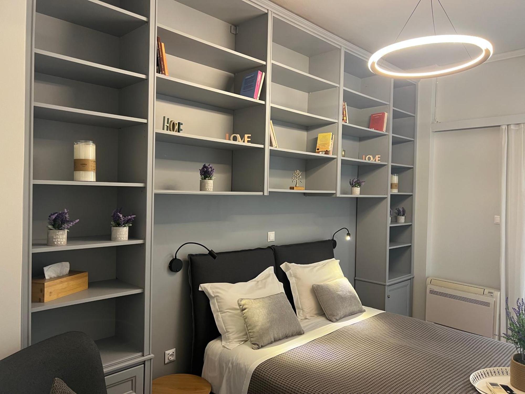 Appartamento Living Near Acropolis By Sylvia Staikou 2Nd & 3D Floor Atene Esterno foto