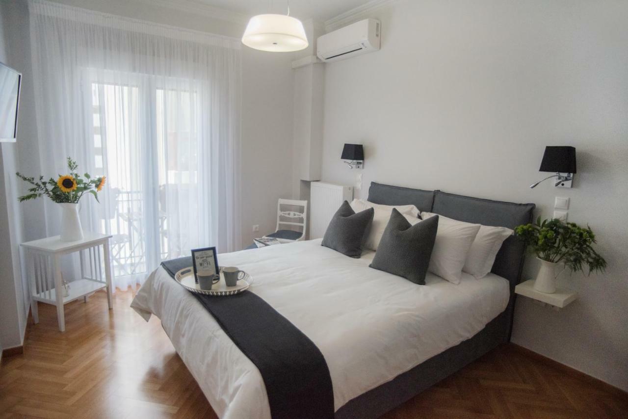 Appartamento Living Near Acropolis By Sylvia Staikou 2Nd & 3D Floor Atene Esterno foto